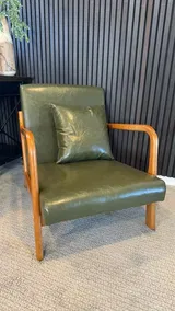 Edward Ruiz review photo