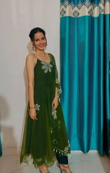 Nishi Patel review photo