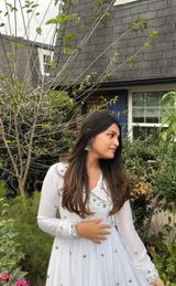 Janvi review photo