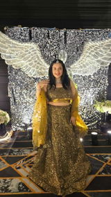 sravani review photo