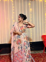 Agnes review photo