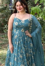 leena review photo
