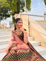 Hina patel review photo
