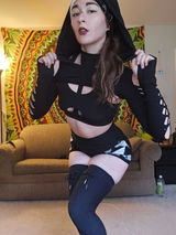Alexis review photo