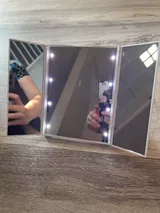 B***n review photo