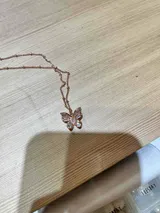 y** review photo