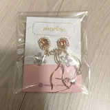 y** review photo