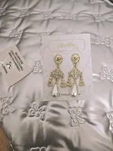 d** review photo