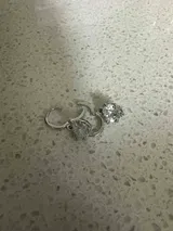 l** review photo