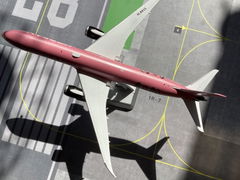 Phoenix製 1/400 JAS MD-81 JA8498です Phoenix JAS MD-81 JA8498 1/400 Aircraft Scale Model – Aircraft