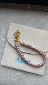 Aarti review photo
