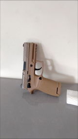 Oskar Gilliam review photo