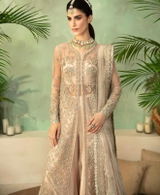 Hina Farooq review photo