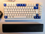 M. review photo