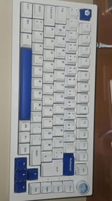 L. review photo