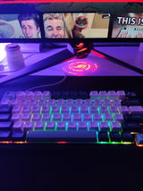C. review photo