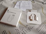 Hamid R. review photo