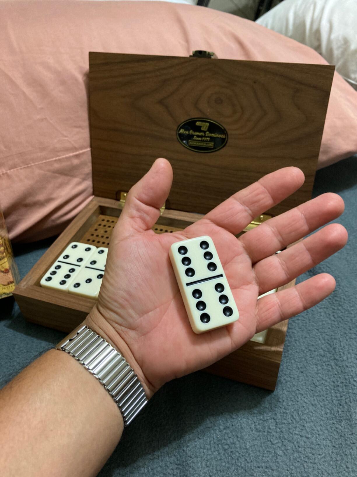 500 Mariner – Luxury Double-Six Domino Set – Alex Cramer