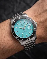 Vishal Pandey review photo