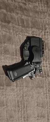 Lary review photo