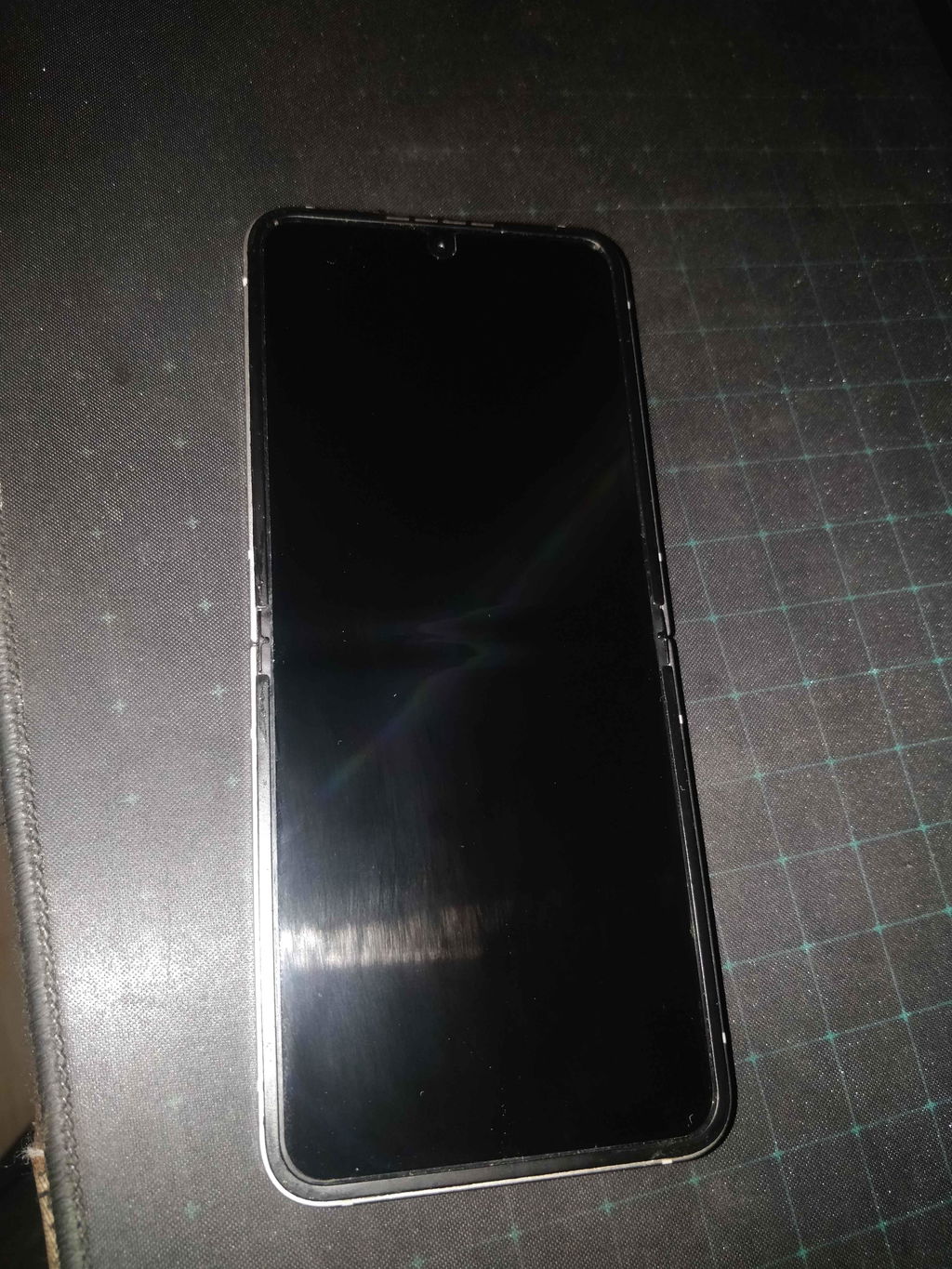 Samsung Galaxy Z Flip 6 folie protectie Alien Surface
