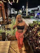adryanajones22 user review photo