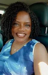 Oluchi Iwueze review photo