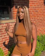 Zenobia Wright review photo