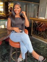 Teyana White review photo
