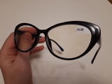 Emery Smitham review photo