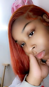 Breanna Holloway review photo