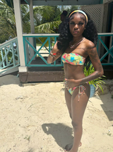Selena Ladeja review photo