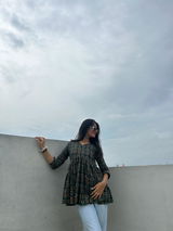 jiya khandelwal review photo