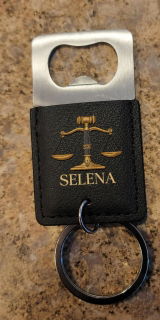 Selena review photo