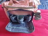 A.L. review photo