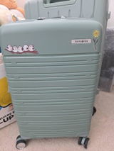 Leanne review photo