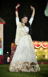 Debasmita review photo
