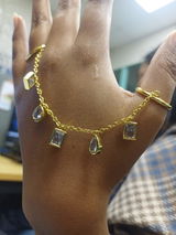 Meena review photo