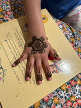 Rosheen Adnan review photo
