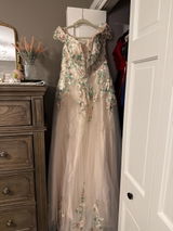 Lauren review photo