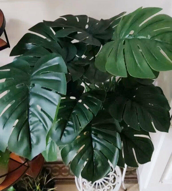 Artificial Palm Tree (7 Leaves) in Black Pot
