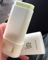 Mia review photo
