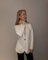 byelisabeths review photo