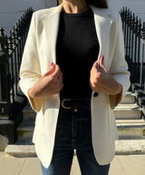 Karina Erton review photo