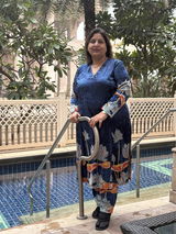 Sakshi review photo