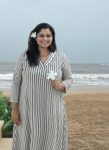 Khushboo review photo