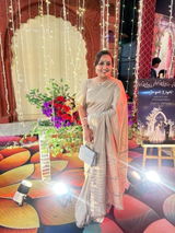 Trapti Purohit review photo