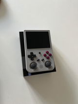 Lukasz Mrozinski review photo