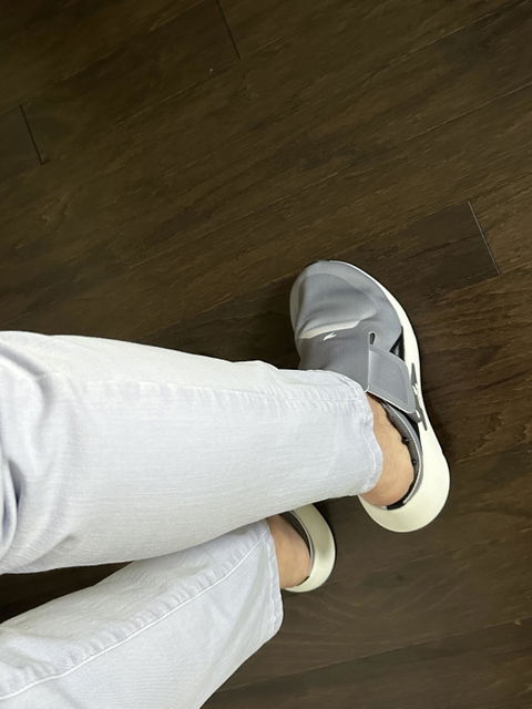 Ance Recovery Sneakers