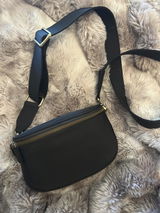 Andrea F. review photo